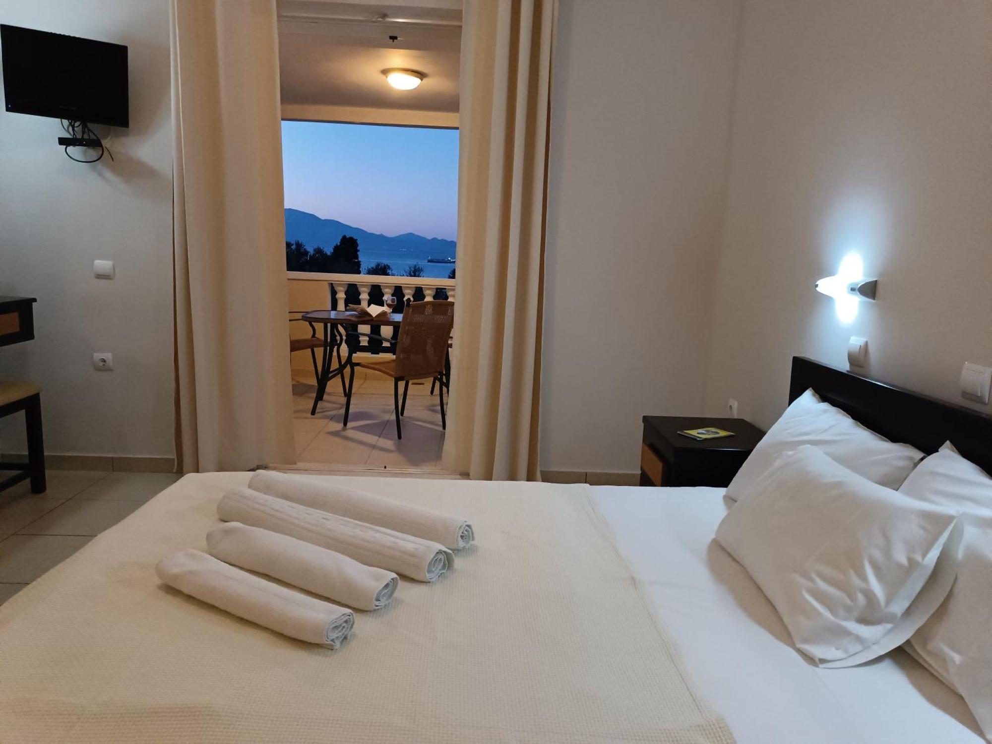 Pouliezos Koklanis Zante Apartments Alykes  Exteriör bild