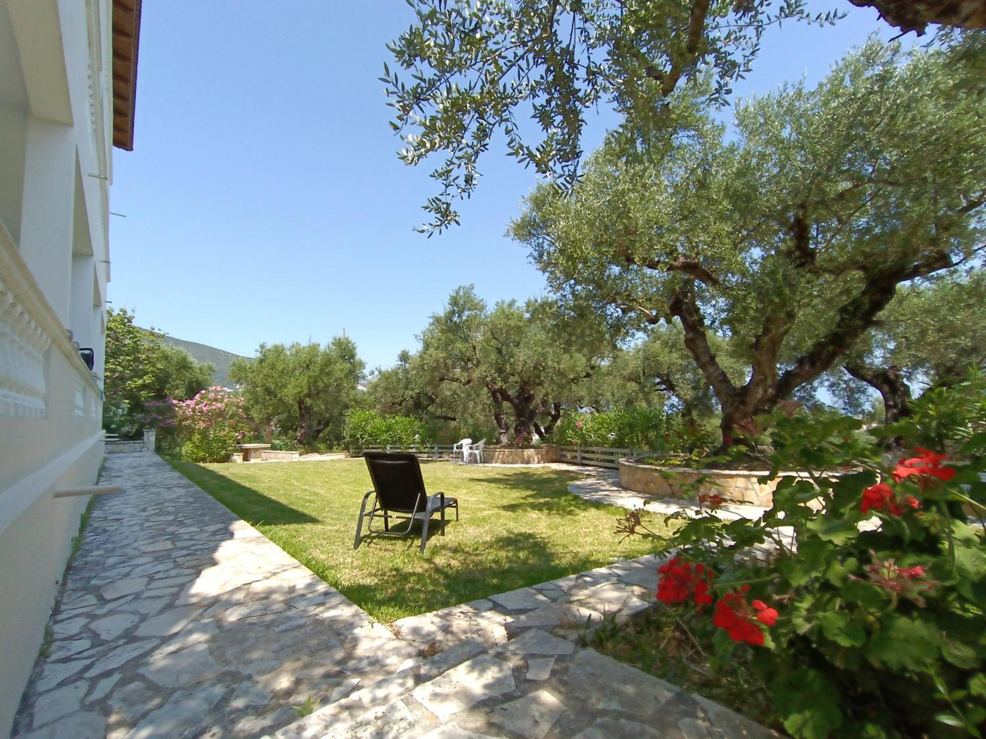 Pouliezos Koklanis Zante Apartments Alykes  Exteriör bild